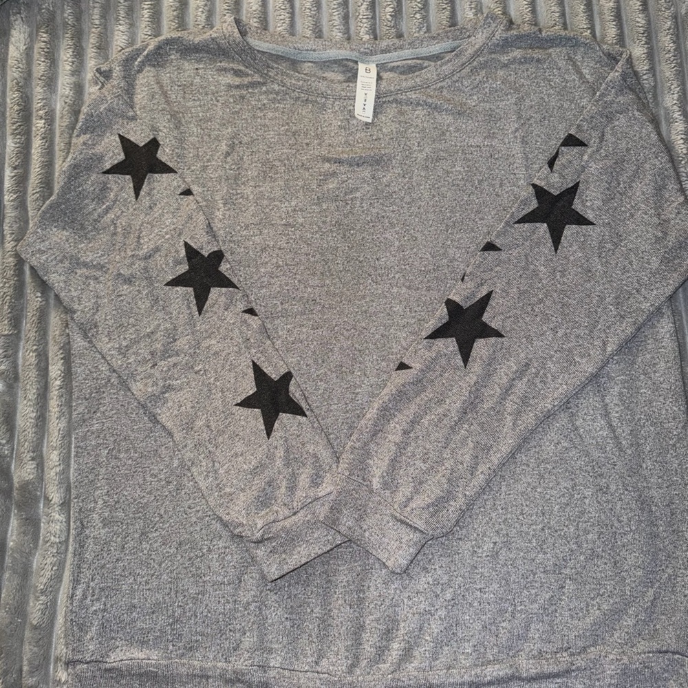 Gray Long Sleeve Top with Black Star Accents